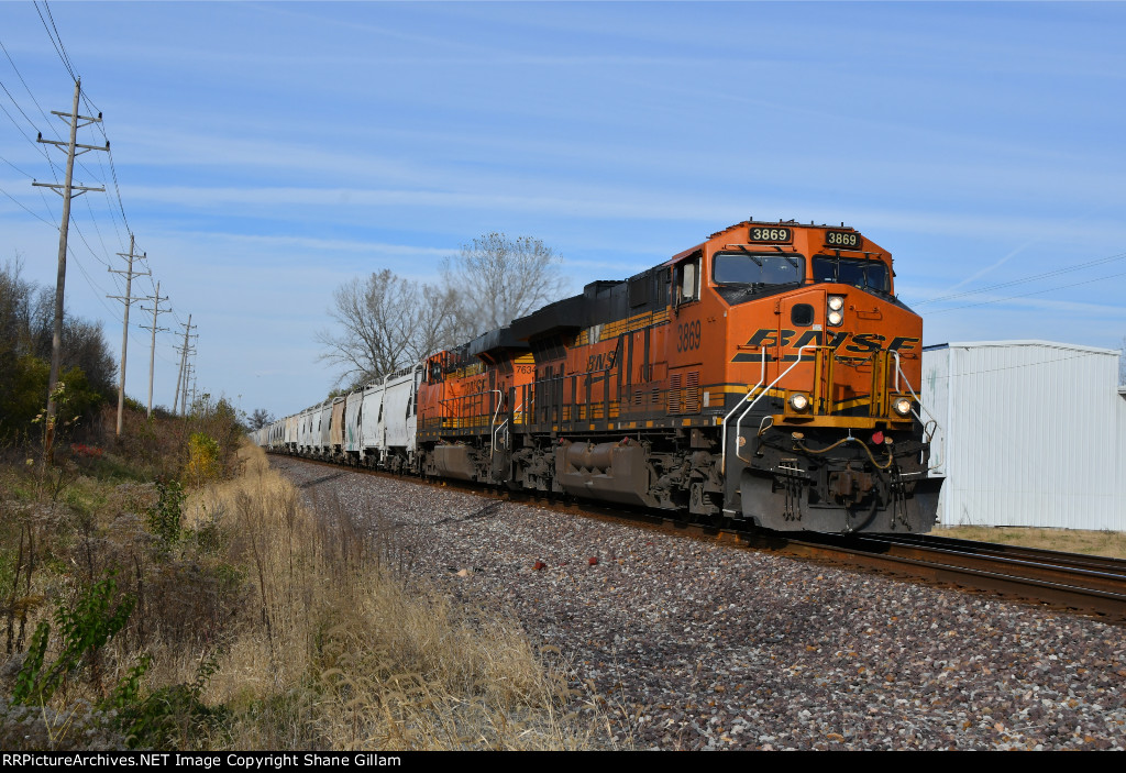 BNSF 3869